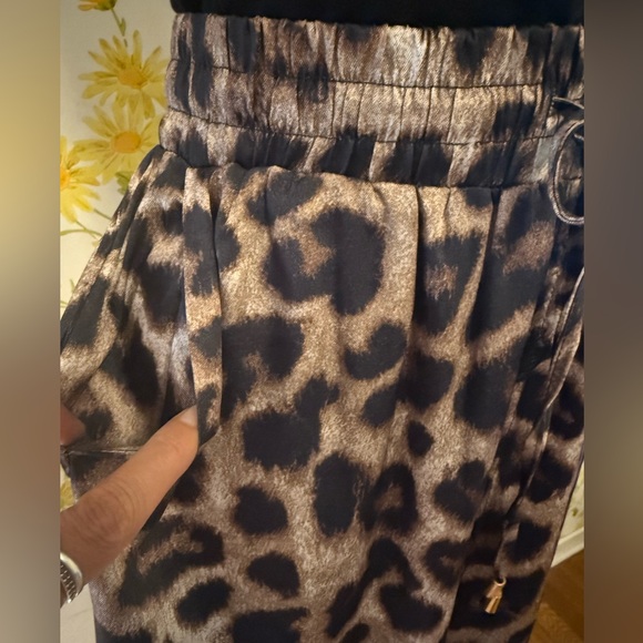 NWOT 2 piece Chic wild pants and shirt matching set Brown and Black size M - Picture 10 of 16